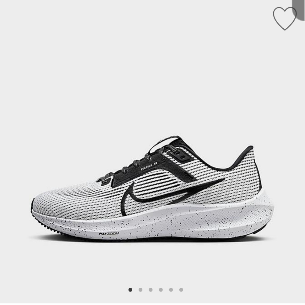 NIKE Zoom Pegasus 40 Running Shoes
